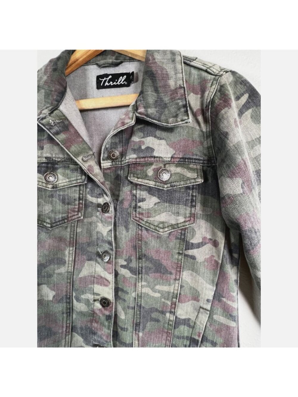 Thrill Womens Jean Jacket Green Camo Med Denim Buttons Ties Cotton Hip Length - Picture 6 of 9